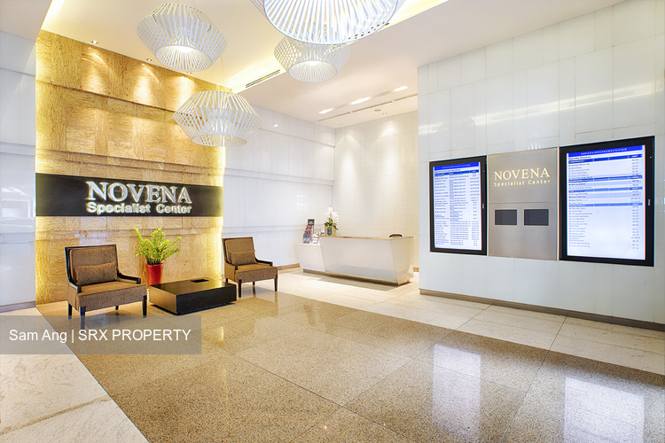 SQUARE 2 (D11), Retail #447408701